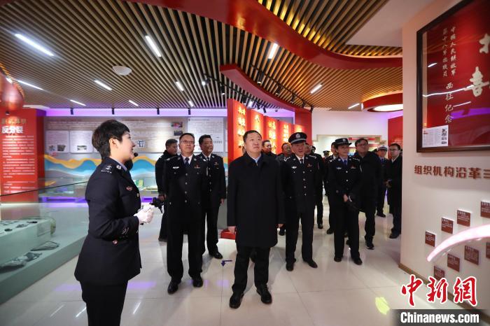 西藏自治区公安厅举行中国人民警察节庆祝活动